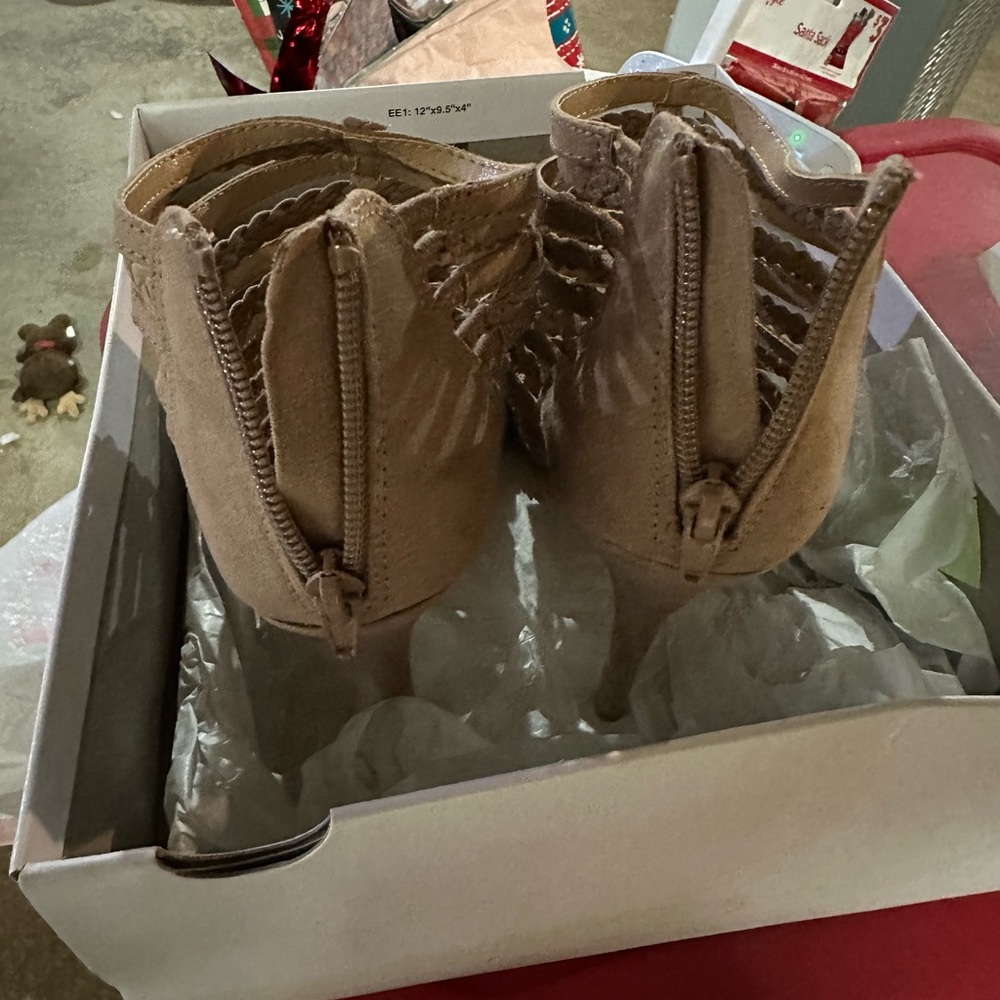 LC Lauren Conrad Heels